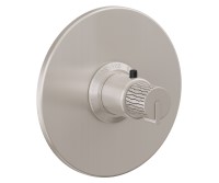 Round Trim Plate, Rivulet Intaglio Handle