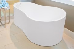 Figure 8 Curving, Oval Freestanding Bath, End Drain