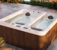 Dual Zone Outdoor Hot Tub & Cold Plunge Spa